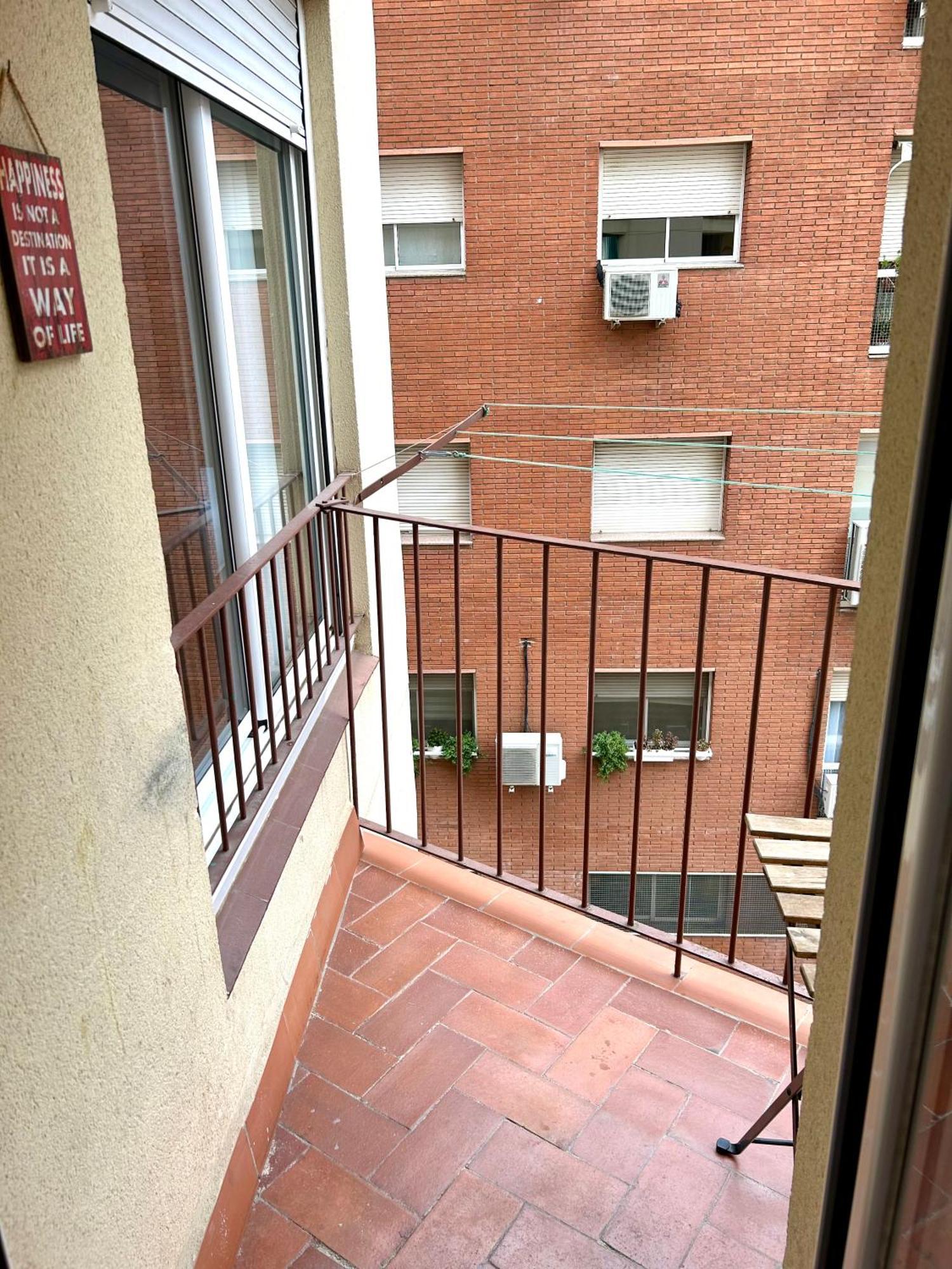 Apartment Carrer D'Olesa Βαρκελώνη Εξωτερικό φωτογραφία