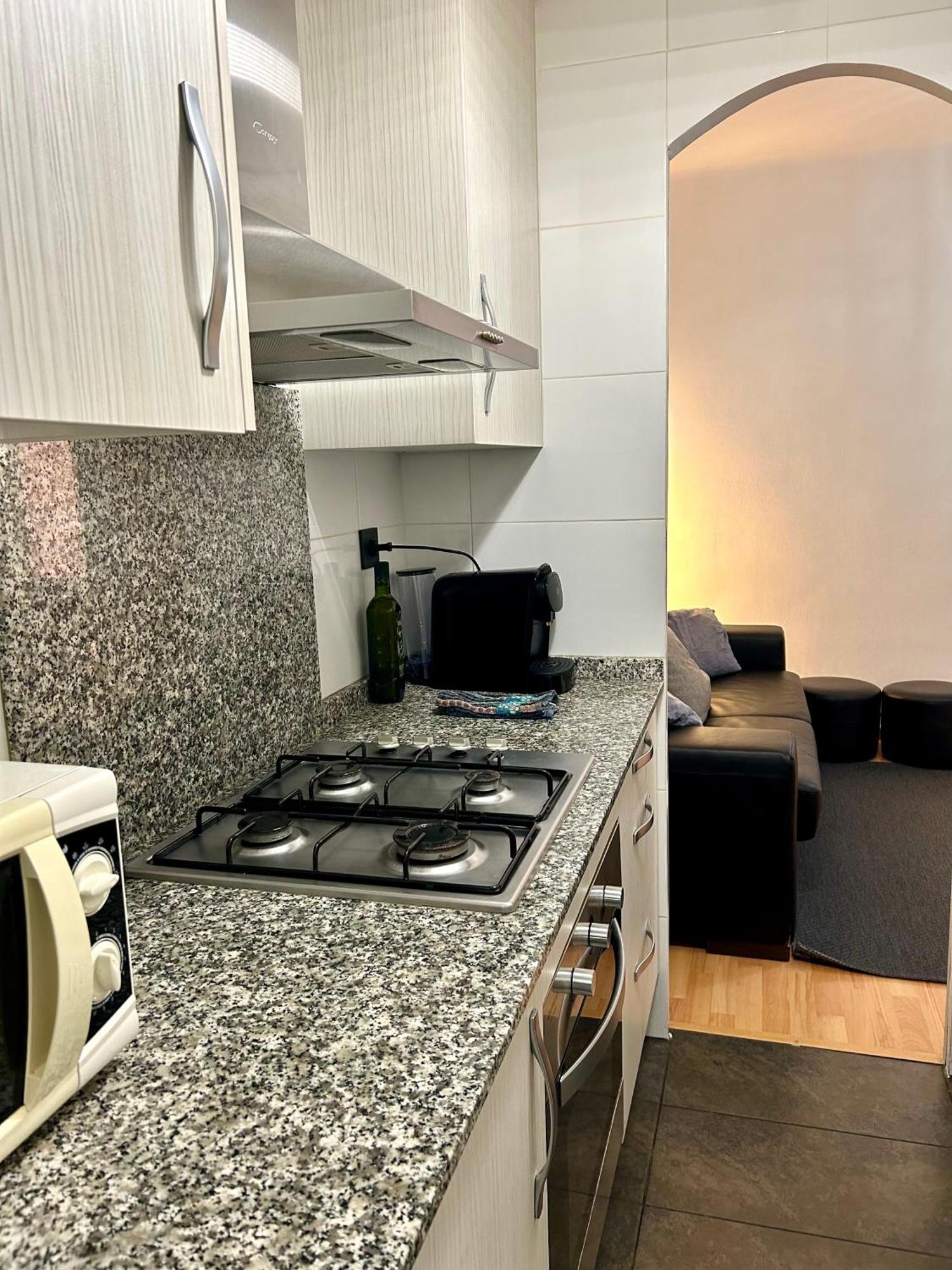 Apartment Carrer D'Olesa Βαρκελώνη Εξωτερικό φωτογραφία