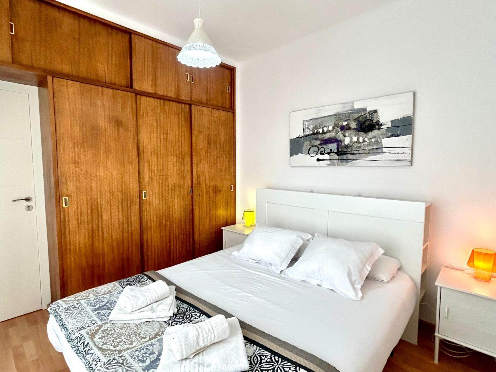 Apartment Carrer D'Olesa Βαρκελώνη Εξωτερικό φωτογραφία