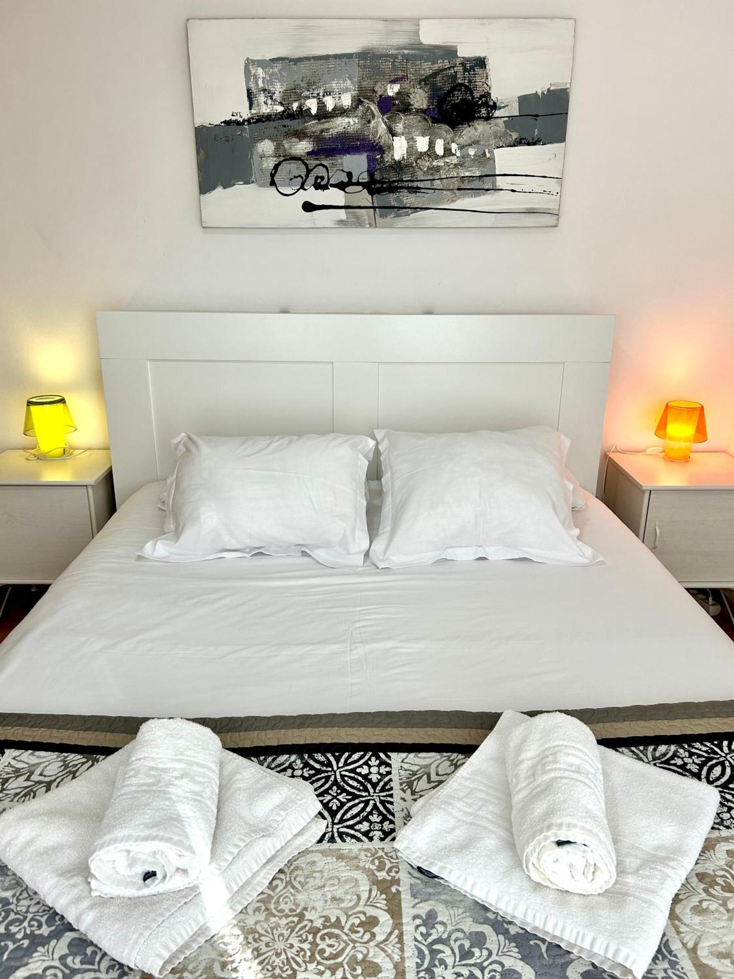 Apartment Carrer D'Olesa Βαρκελώνη Εξωτερικό φωτογραφία