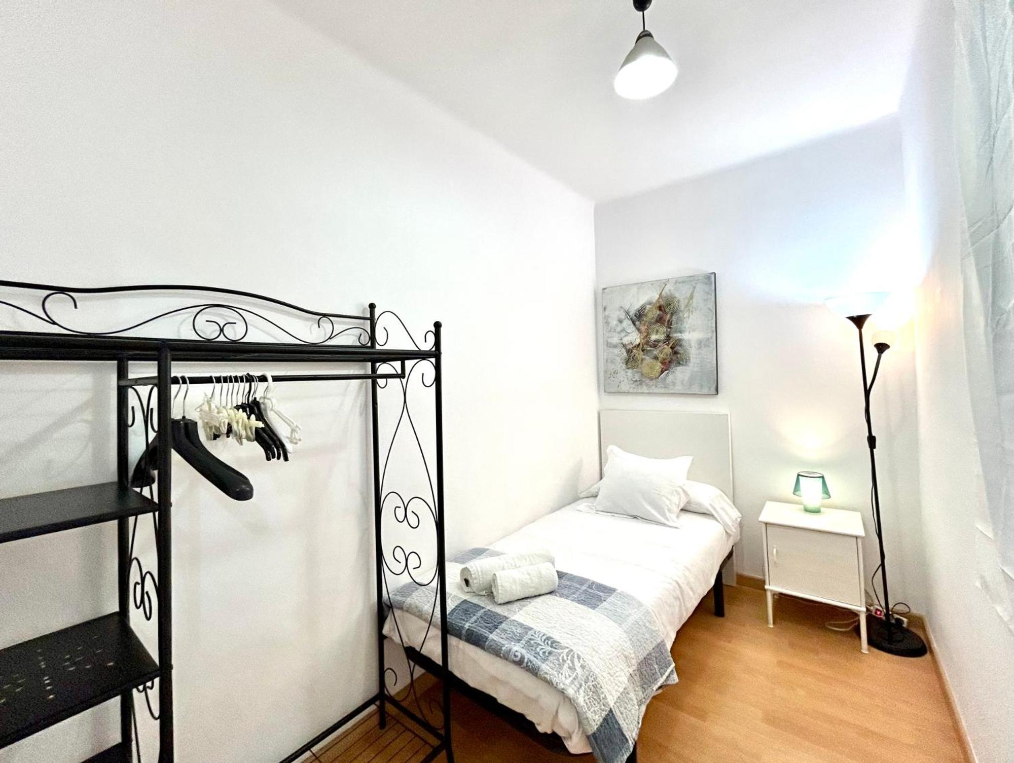 Apartment Carrer D'Olesa Βαρκελώνη Εξωτερικό φωτογραφία